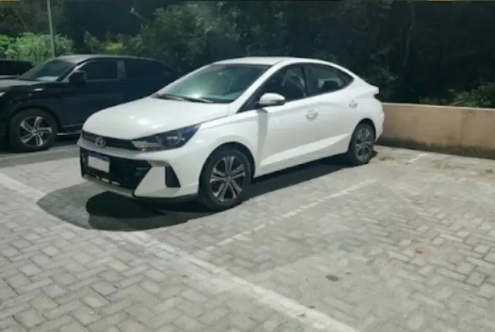 Hyundai HB20S Comfort Plus 1.0 TB Flex 12V AUT 2024