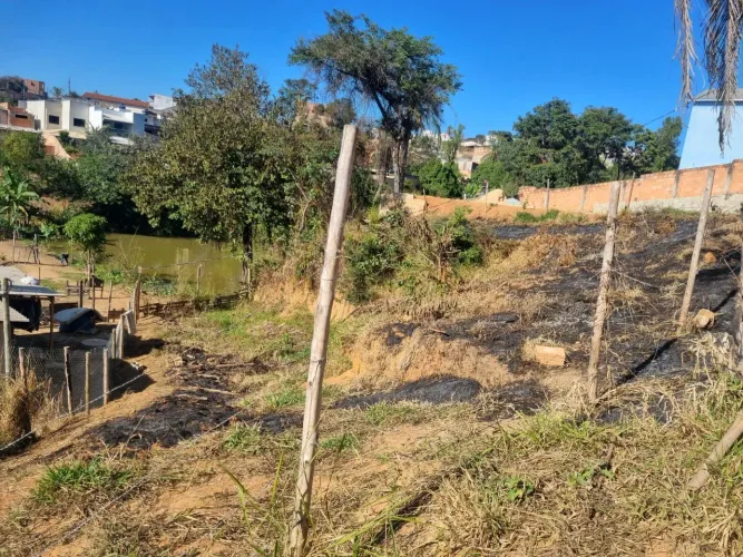 Excelente lote na divisa de Contagem de Esmeraldas