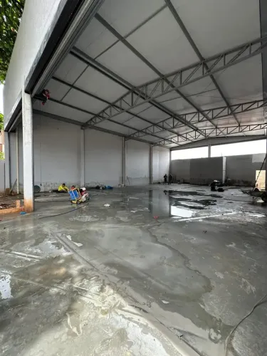 Galpão Comercial  à venda no Setor Coimbra - Goiânia - GO