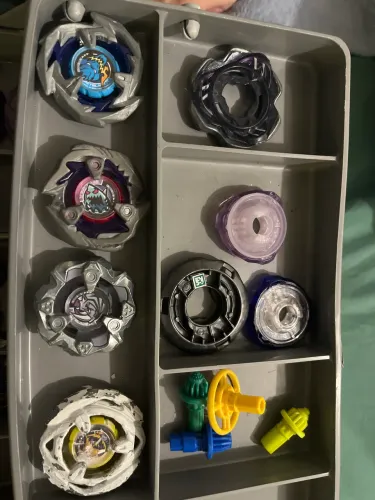 Beyblade x original