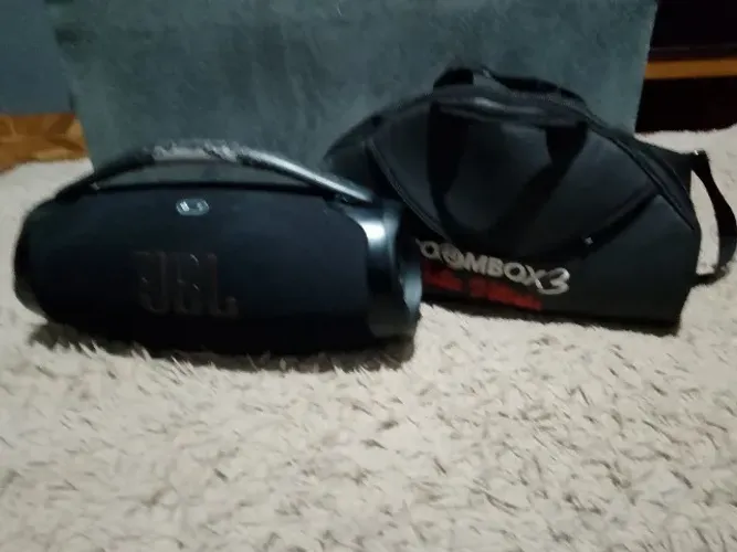 Bombox3 
