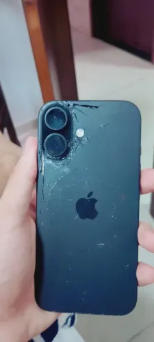 iPhone 16