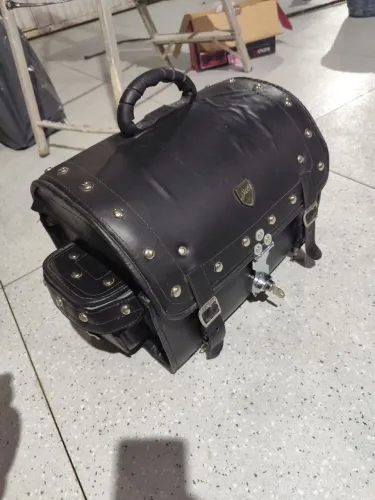 Alforge Traseiro 35L para moto custom