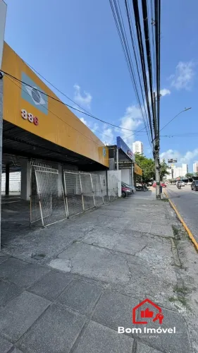 Ponto comercial para locação, com 360 m², localizado na Madalena, em localização estratégi