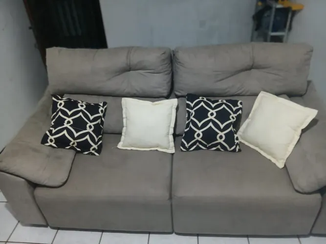 Sofá Retrátil Reclinável