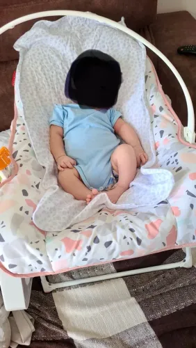 Cadeira de bebê que balança