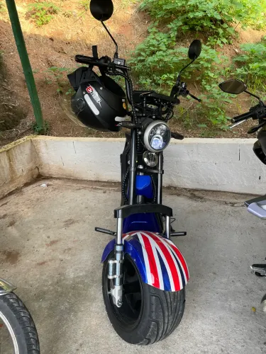 X 11 3000w 2025 emplacada com 300km na garantia de fábrica 