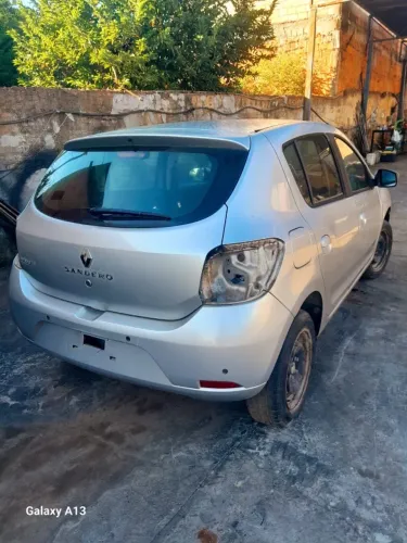 Sucata sandero 2018