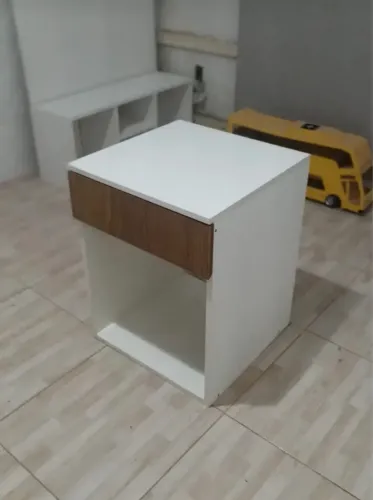 Criado mudo pAra decoração