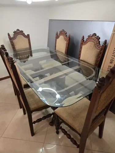 Mesa com 6 cadeiras colonial madeira de lei