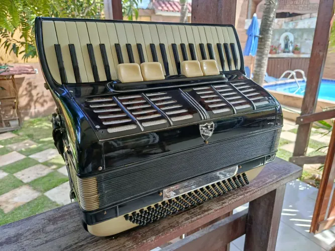 ACORDEON SANFONA NOBLE ITALIANA 120 BAIXOS HIPER NOVA E AFINADA