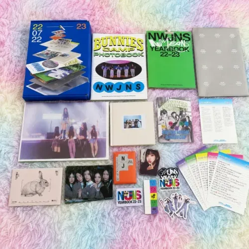 NewJeans YearBook 22-23