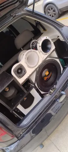 Som automotivo