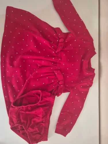 Tenho várias roupinhas de bebê lindas e como novas dê uma olhada no meu perfil