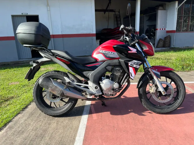 Honda Cb250f 2018 