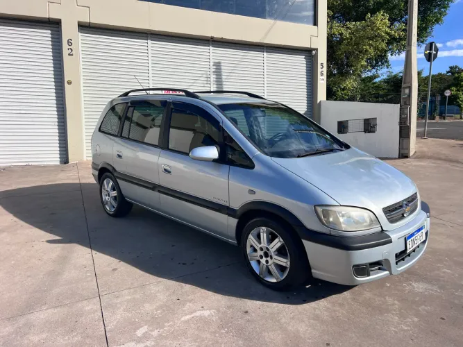 Chevrolet Zafira Eleg.2.0 MPFI Flexpower 8V 5P AUT 2011