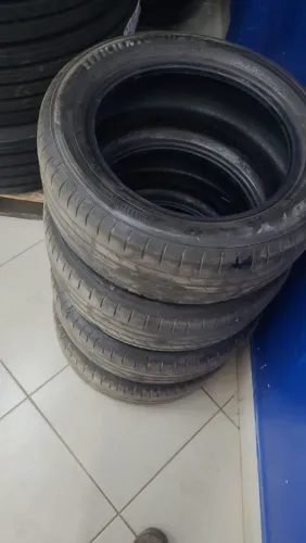 Vendo peneu 16