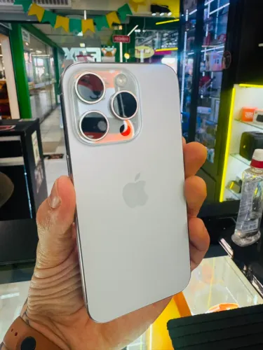IPhone 15 pro 256 gb 