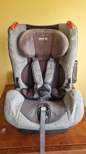 Vendo cadeirinha infantil Safety 1st (9 a 25 kg) - reclinável