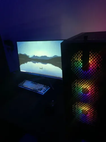 PC GAMER Ryzen 5 5600GT + 16GB RAM + RX 550 4GB + SSD NVMe 500GB