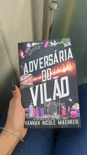 Livro adversária do vilão