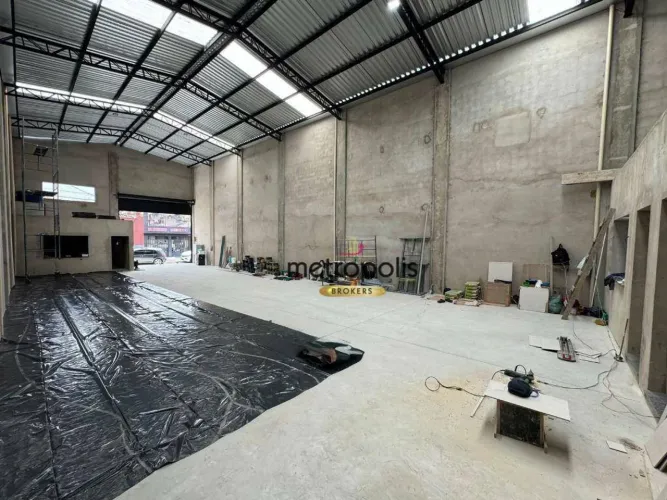Galpão para alugar, 300 m² por R$ 17.800,00/mês - Santo Antônio - São Caetano do Sul/SP