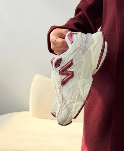 New Balance 9060 ? Linha Luxo / Pronta entrega