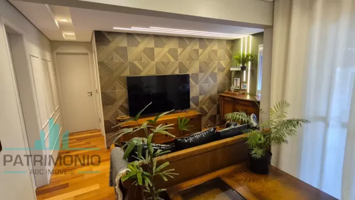 Apartamento à venda no Condomínio Rio 335 no bairro Santa Paula em São Caetano do Sul.