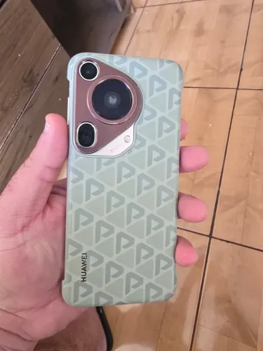 Huawei Pura 70 Ultra 16/512 Global - IMPECÁVEL!!!!!