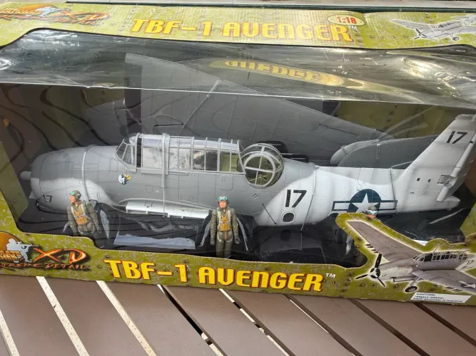 Ultimate Soldier TBF-1 Avenger White/Grey Anti Submarine - Comandos em ação