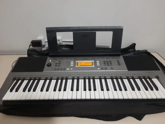 Teclado Yamaha PSR-E353