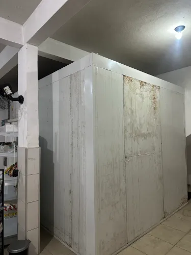 Vendo Câmara Fria para bebidas 3x3M