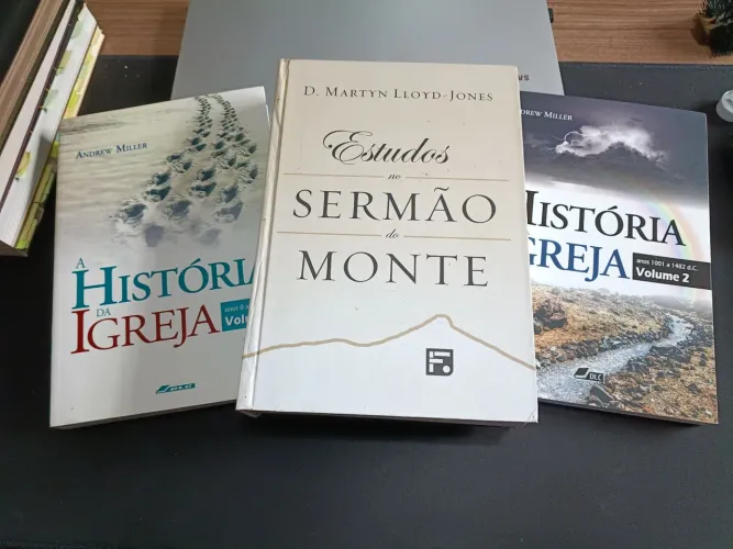 Sermão do Monte e 2 livros história da igreja
