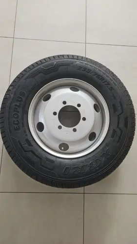 Roda Pneus 17.5 iveco Daily 