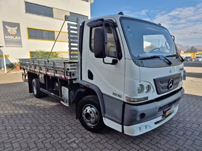 Mercedes-Benz accelo 1016 2013