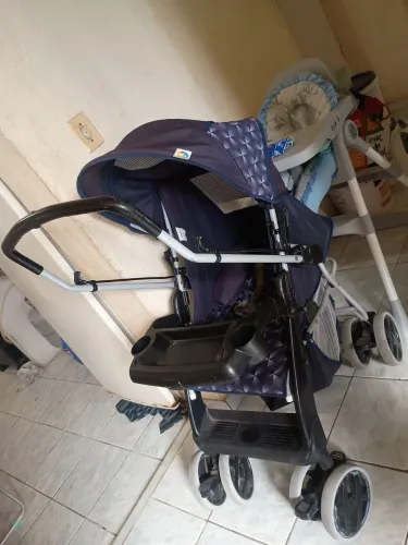 Carrinho de bebê tutty