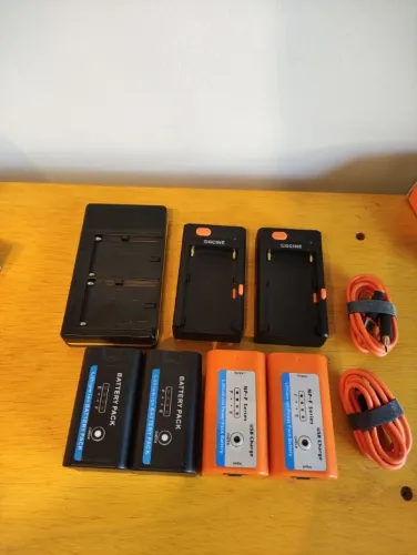 Kit 3x Baterias NP-F770 5200Mah+ 2 Carregadores Zgcine NP-02