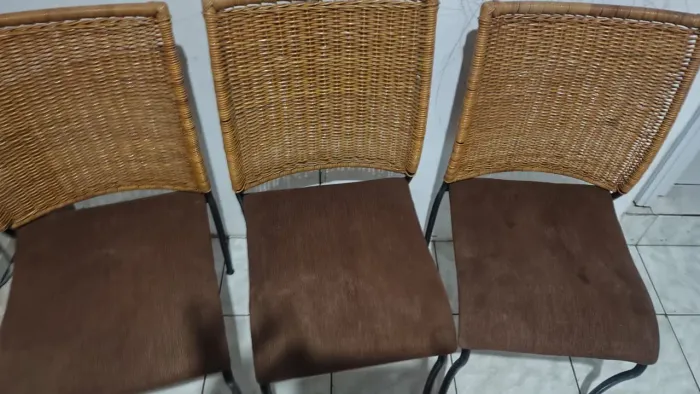 Cadeiras acolchoada material de qualidade