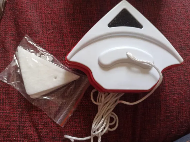 Limpador magnético ideal para limpeza de janelas e portas