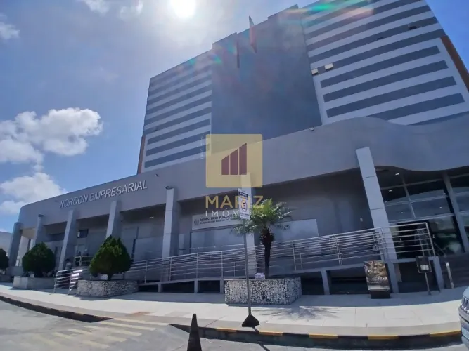 Aluga-se Sala Comercial com divisões de 84m² com 3 vagas de garagem em Mangabeiras, Maceió