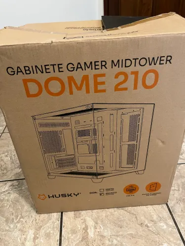 Gabinete Gamer mid Husky Dome 210