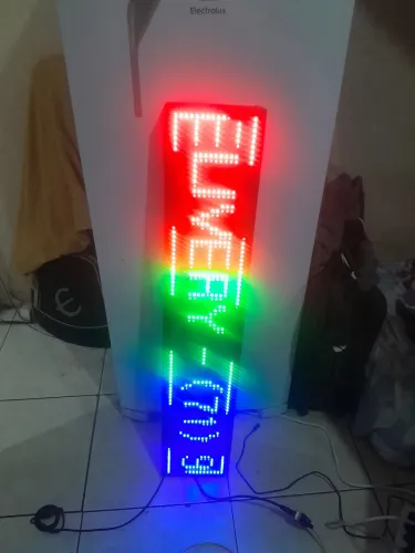 Letreiro luminoso 3 cores