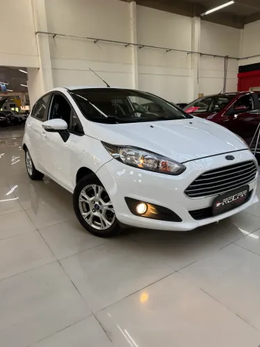 Ford Fiesta SEL 1.6 16V Flex Aut. 5P 2017