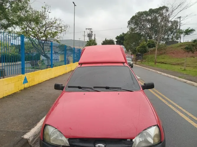 Ford Courier 1.6 L/ 1.6 Flex 2009