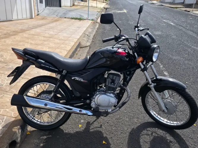 Honda CG 150 FAN ESI Flex em excelente estado de conservação!