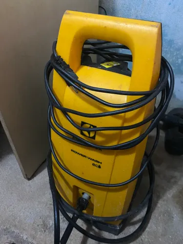 Vendo lavadora automotiva Electrolux 