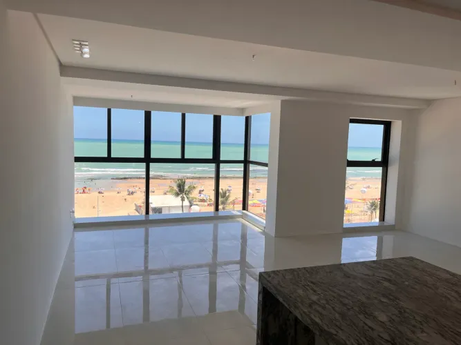 VIVANT BOA VIAGEM | FRENTE-MAR | 72 m² | ALUGUEL ANUAL