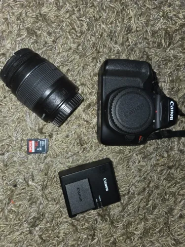 Canon T100 usada + cartão de memória 128gb