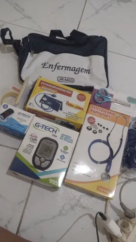 Kit enfermagem completo NOVO NUNCA USADO 350$ faço até 300$