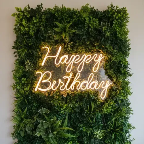 Locação de Luminária Painel Led Neon "Happy Birthday" - 50x36 Cm